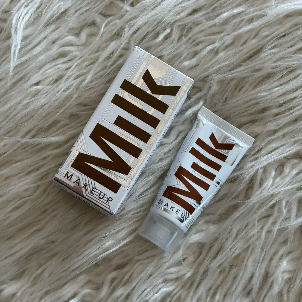 Milk Makeup Bionic Liquid Bronzer with Hyaluronic Acid Shapeshift